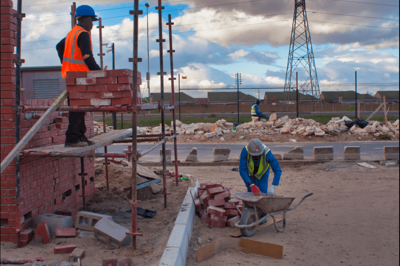 Five checks before you hire a building contractor
